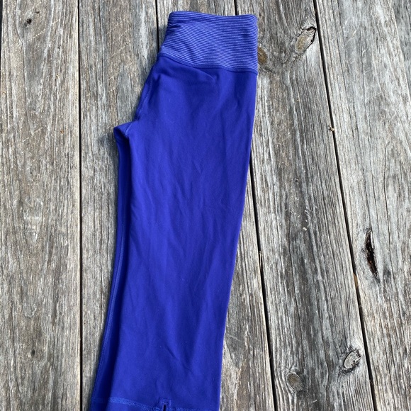 Lululemon 4 Gather and Crow Crop leggings - Picture 4 of 8
